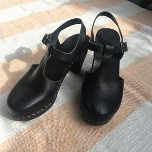 Swedish Hasbeens T-strap Clog Sandal